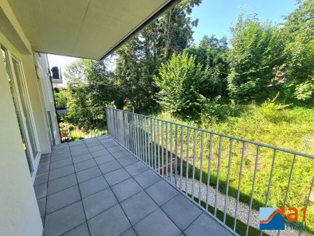 Schöne 2- Zimmerwohnung mit Balkon und Parkplatz! - Photo 4
