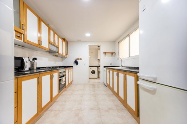 Beautiful room with balcony in Arrancapins - Photo 1