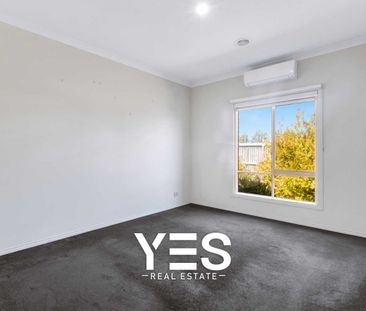 Modern familiy home in Beaconsfield - Photo 1