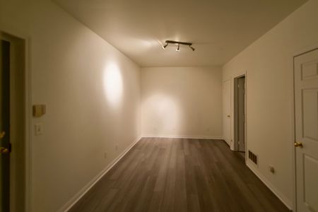 For Lease - 12 St Moritz Way Unit# 17, Markham, Ontario - Photo 4