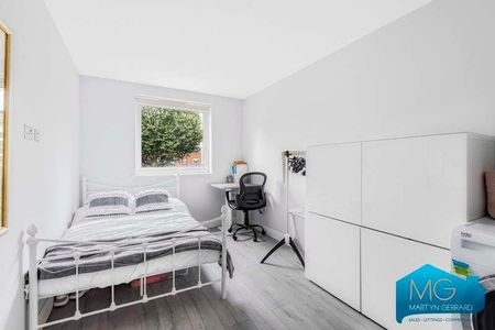 High Road, East Finchley, London, N2 - Photo 5