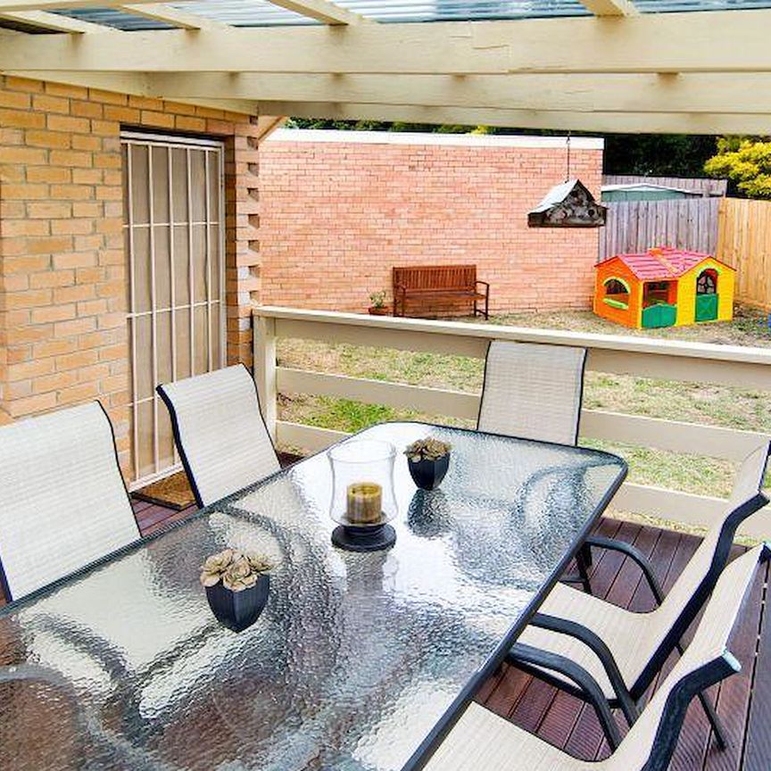 29 Toogoods Rise, Box Hill North. - Photo 1