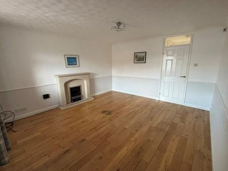 2 bedroom detached house to rent - Photo 4