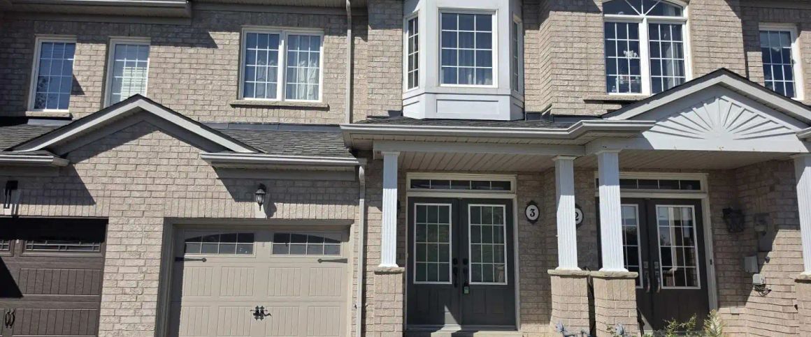 3 - 320 RAVINEVIEW DRIVE — 4 Bedroom - Photo 1