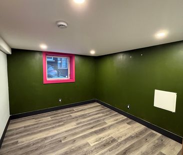 48 Alma Street North - Photo 3