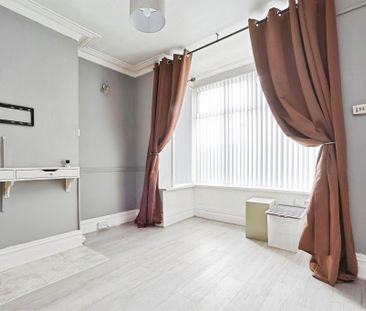 Norwood Terrace, Shipley - Photo 3