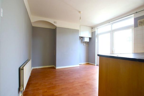 3 bedroom terraced house to rent - Photo 1