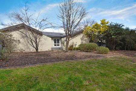 8 Legge Street, Downer ACT 2602 - House For Rent | Domain - Photo 5