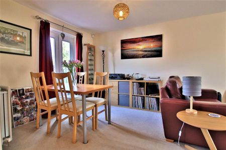 2 bedroom house to rent - Photo 3