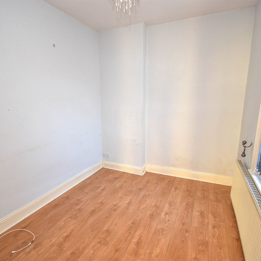 2 bed flat to rent in Spohr Terrace, South Shields, NE33 - Photo 1