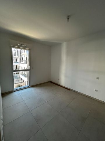 Appartement T2 Marseille 08 à louer - Photo 2