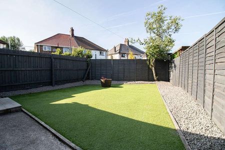Celyn Grove, Caerphilly, CF83 - Photo 3