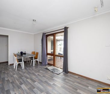 Spacious 3x1 with Bonus Studio/Sleepout - Photo 4