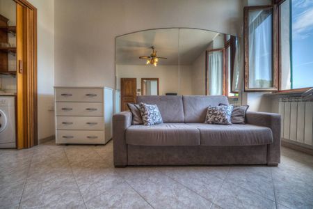 Bilocale corso Giuseppe Garibaldi 37, Centro, Diano Marina - Photo 5