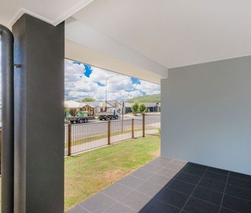 SPACIOUS HOME PERFECT FOR YOUR FAMILY! - Photo 5