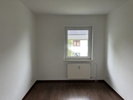 2,5 Zimmer und großer Balkon - Wunderbar! - Foto 4