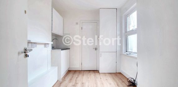 Archway Road, N6, London - Photo 2