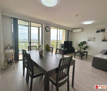 Newly Renovated, North Facing & Spacious Apartment in Prime Locatio... - Photo 5