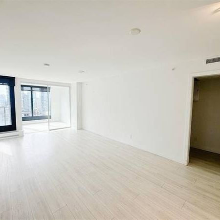 Downtown on Hornby st 2 bed/2 bath plus den unit for rent - Photo 3