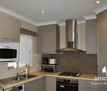 City Living with Style – Walk to the River & CBD! - Photo 5