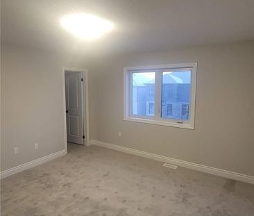 For Lease - 16 Grundy Crescent, East Luther Grand Valley, Ontario - Photo 3