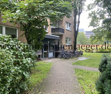 Bramfeld bei OTTO - Hochhaus im 1.OG - Neu renoviertes 1-Zimmer-Apartement mit Balkon - ab sofort - Photo 4