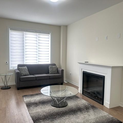 For Lease - 75 Arnold Circle, Brampton, Ontario - Photo 1