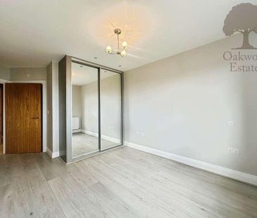 Heron Way, Maidenhead, SL6 - Photo 1