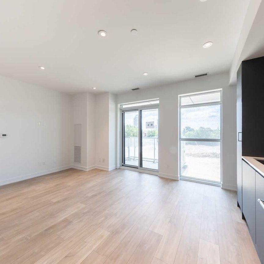 For Lease - 251 Manitoba Street Unit# 323, Toronto, Ontario - Photo 1