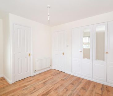 2 bedroom semi-detached house to rent - Photo 3