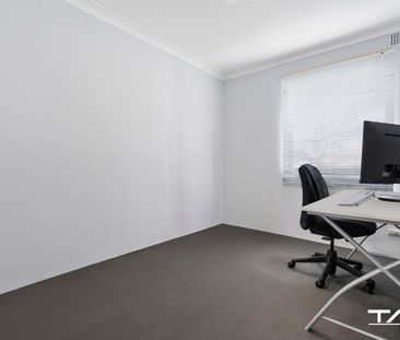 CAN'T BEAT THE LOCATION! - Photo 2