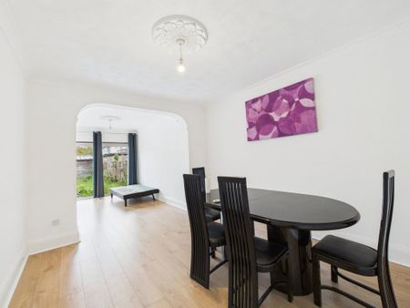 6 bedroom semi-detached house to rent - Photo 2