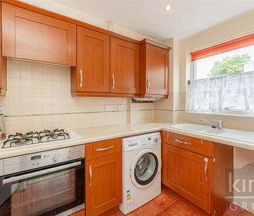 2 Bedroom Flat - Ground Floor To Let - Photo 4