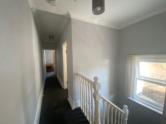 4 bedroom terraced house to rent - Photo 1