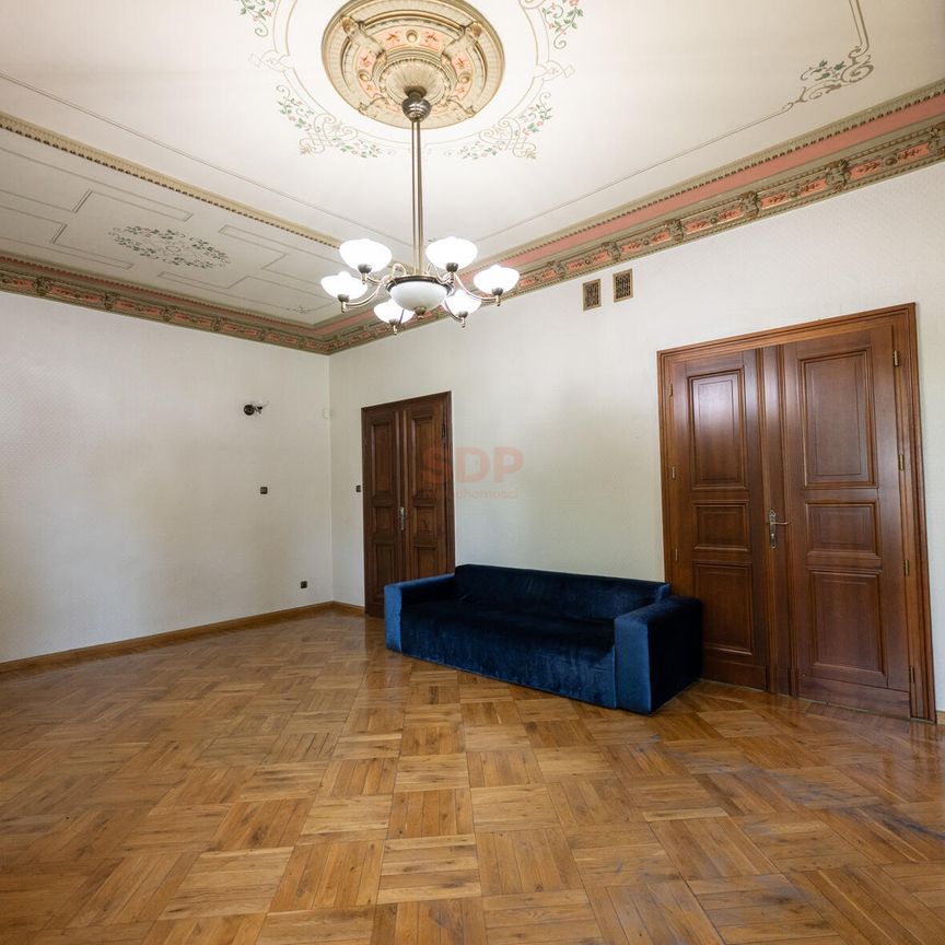 Wyjątkowa willa na Dąbiu - Photo 1