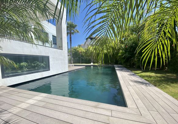 Detached Villa in El Paraiso - Photo 1