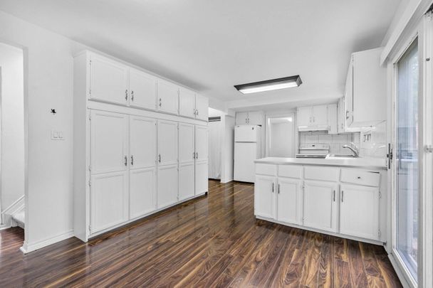 For Lease - 109 York Downs Drive Unit# Main, Toronto, Ontario - Photo 1