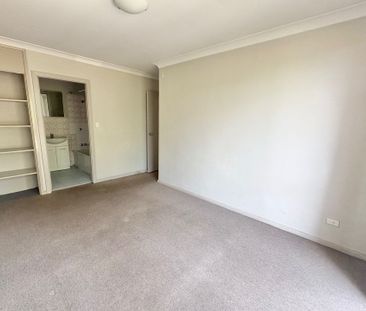 Cosy Unit in Convenient Location! - Photo 6