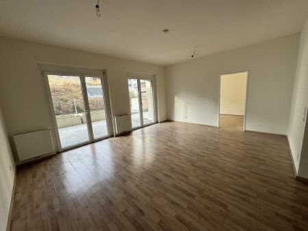 Kompakte günstige 2 -Zimmer Erdgeschoßwohnung mit 35 m² Terrasse- unbefristeter Mietvertrag - Photo 2