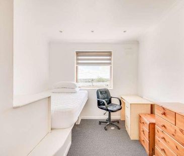 Warwick Road, Canterbury, CT1 - Photo 5