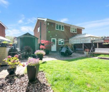 2 bedroom semi-detached house to rent - Photo 4