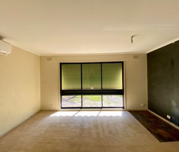 5 Julie Court, Corio - Photo 3