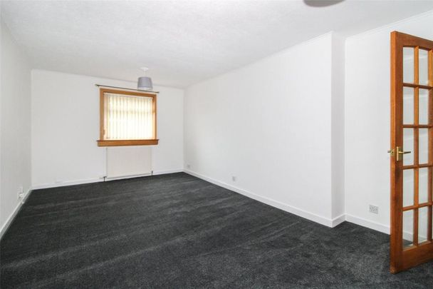 2 bedroom end of terrace house to rent - Photo 1