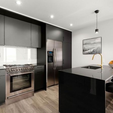 AUDACIO St-Constant - Appartements art-déco qui font rêver ! Condo / logement à louer - Photo 4