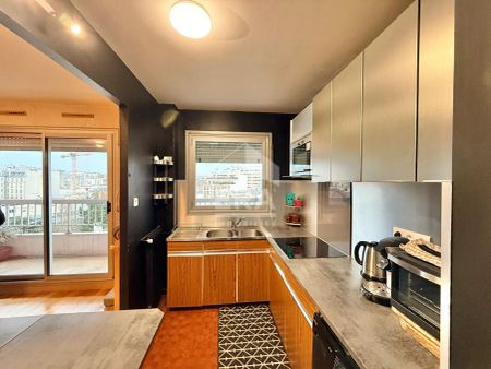 STUDIO 38M2 BALCON, Avenue du Docteur Arnold Netter - Photo 2