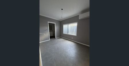 Brand New 3 bedroom - Photo 3