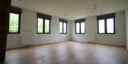 Duplex te huur in Brussel voor € 2.600 met 4 slaapkamers - Photo 3