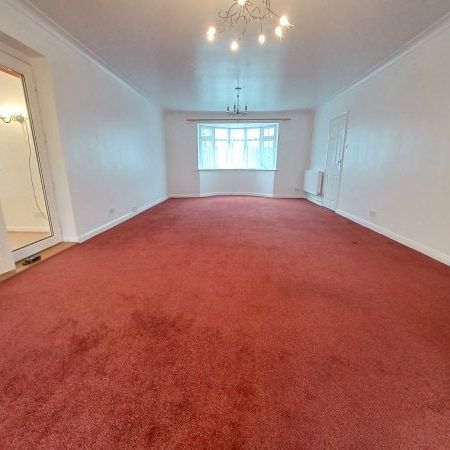 56, The Street, Bury St. Edmunds - Photo 1