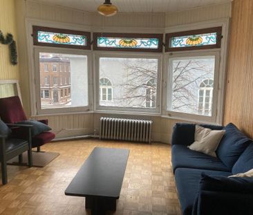 Appartement une chambre une salle de bain dans saint-roch - Photo 1