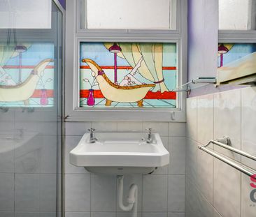 101 Walker Crescent, Narrabundah ACT 2604 - House For Rent | Domain - Photo 3